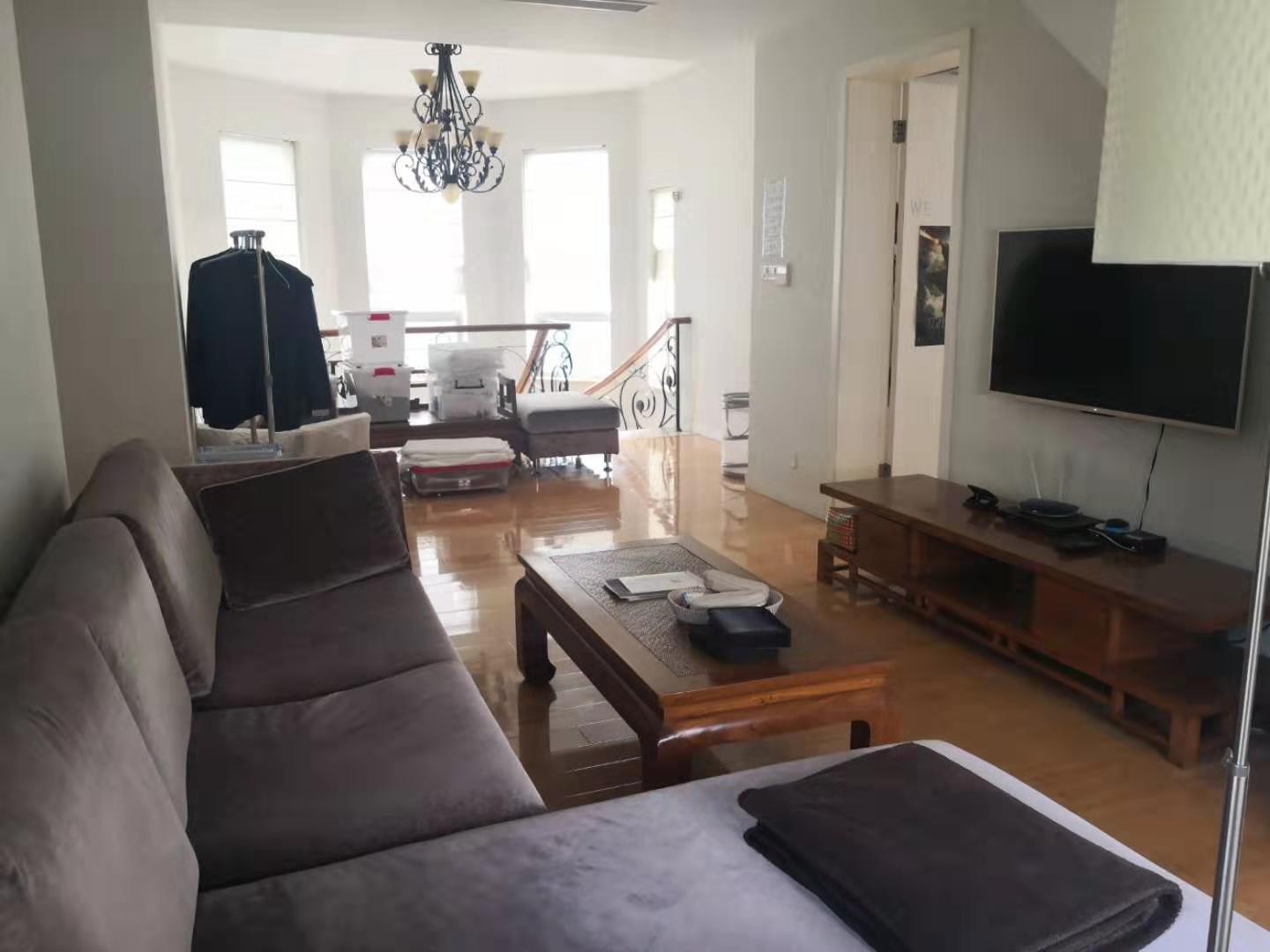 0163533c-852b-435a-a9ec-7b67001dc220