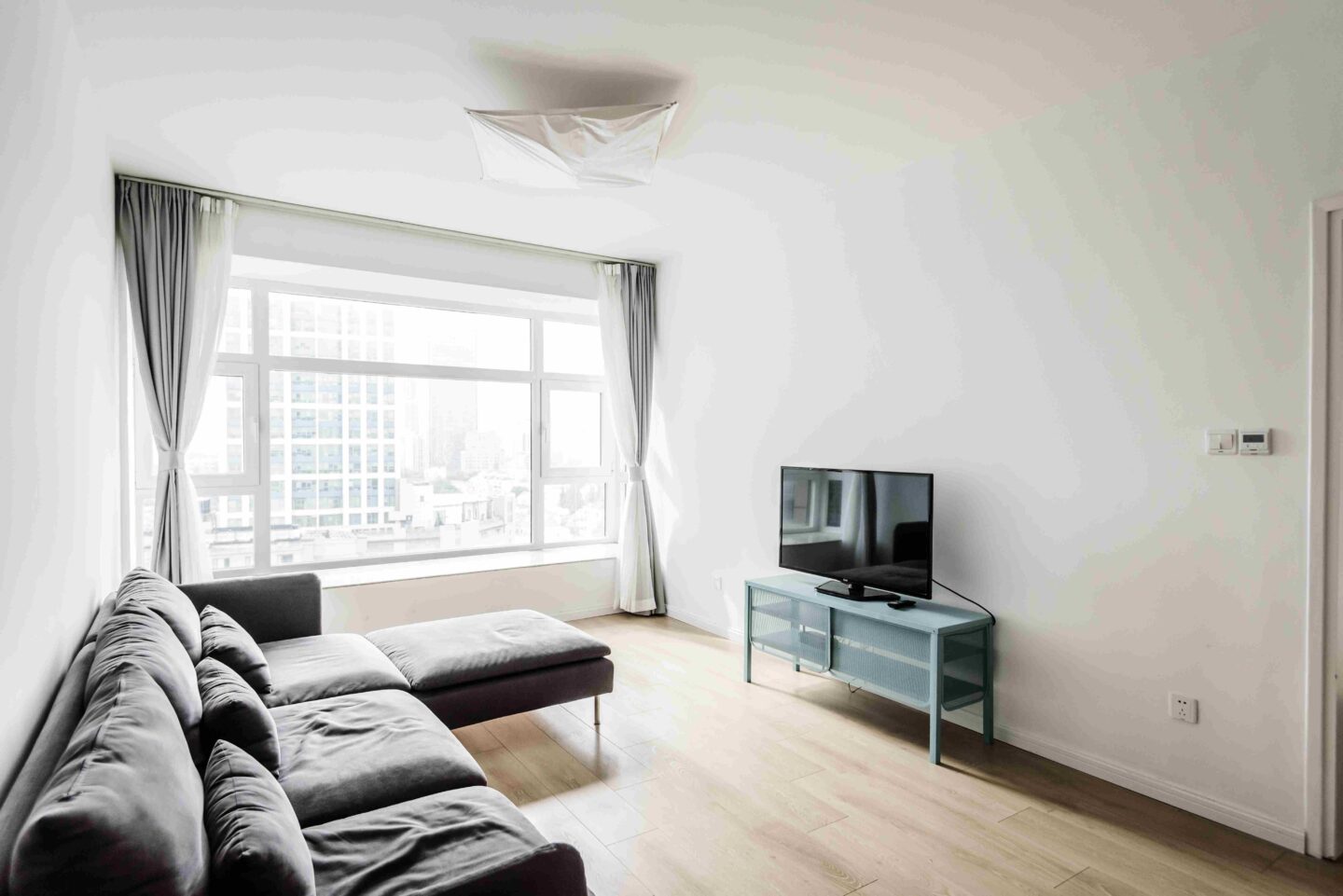 01b93913-ee4b-4d24-92c3-1f163188953c