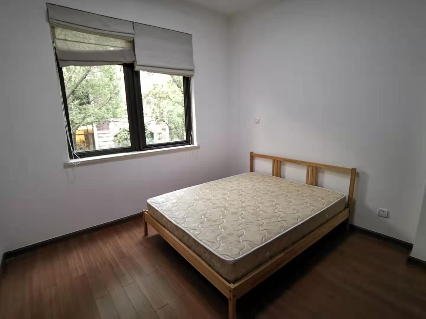 081f1034-49e7-4837-8ce7-9a7b7f2025c3