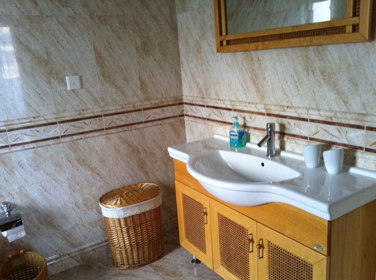 094c4b6c-4534-4e67-a7f3-1b63c54b08f9