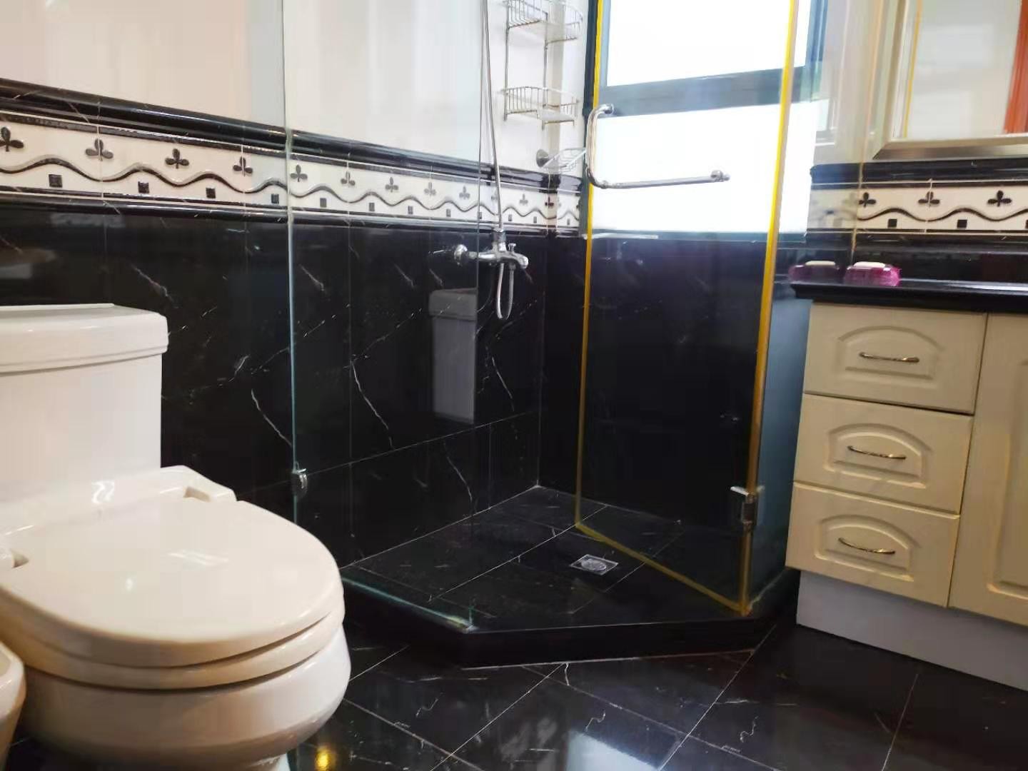 0e356d23-9cc2-4bd8-9f86-29ea759458f6