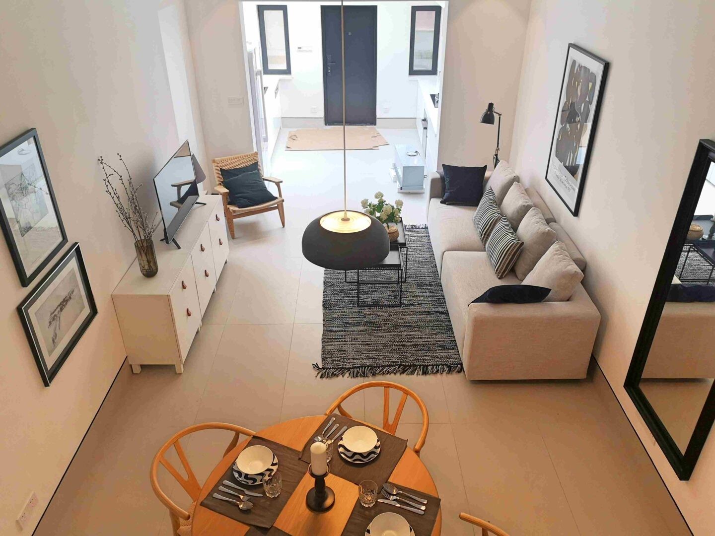 0f2f5fa2-876b-4d2f-9318-d2833a39a11f