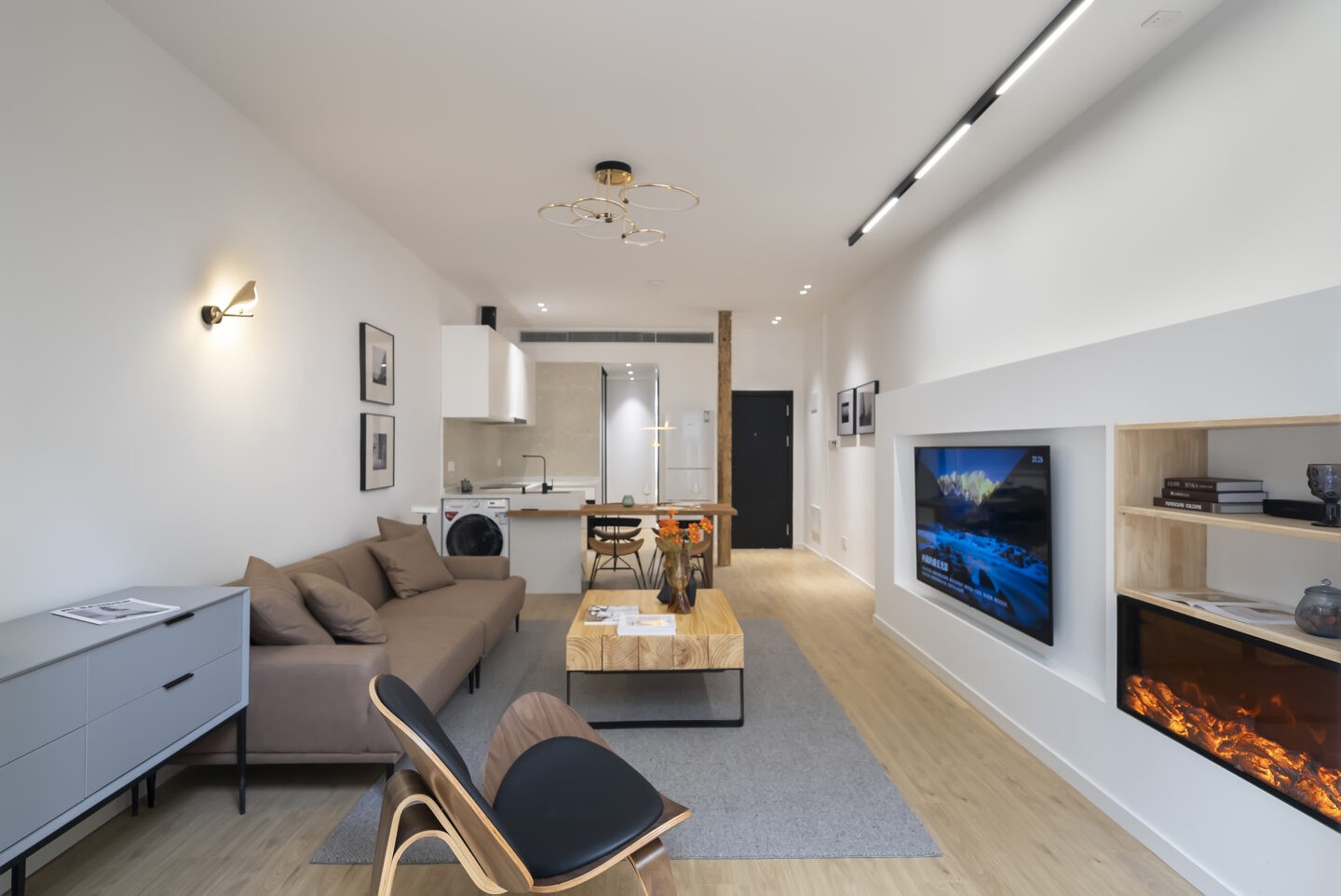 13d16cad-a1ac-4278-a132-ecaaf5c825fc