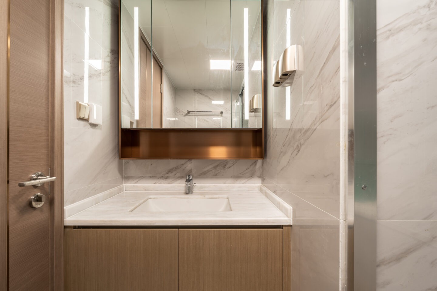 1667491643421_2edgdmqmjucqp9vi9bli3d