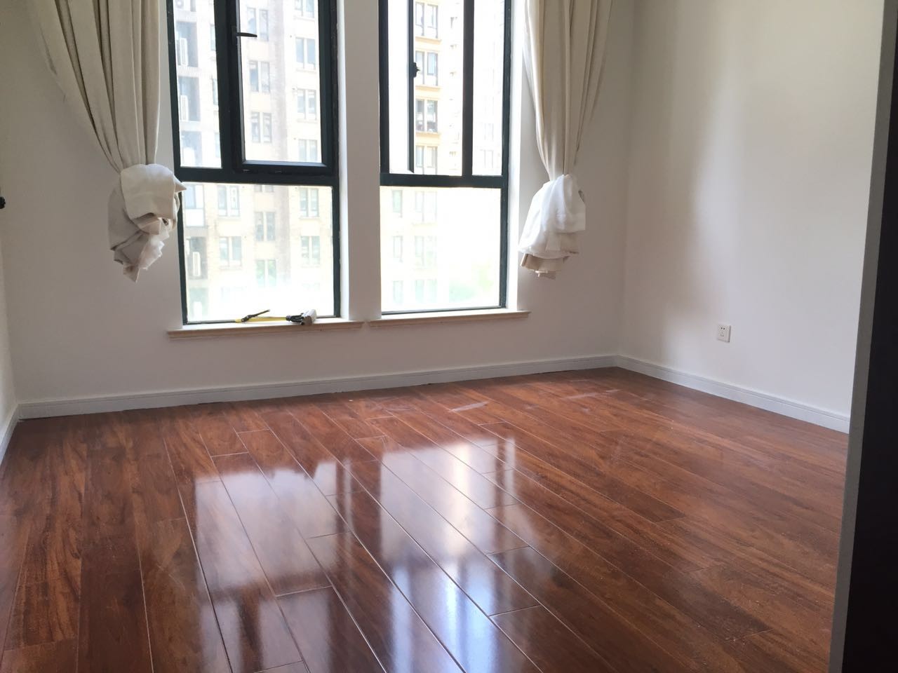 17041887cd7144b08155c5319775b4d8