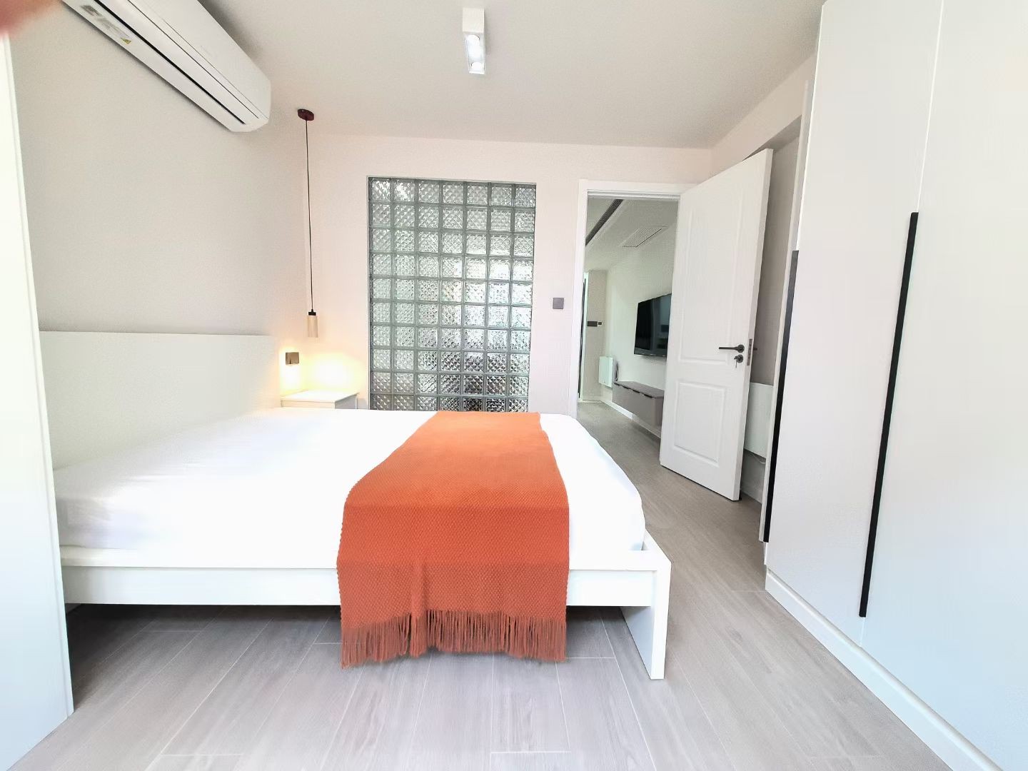 1718775784589_tmk3jig9iucenuq72np5c