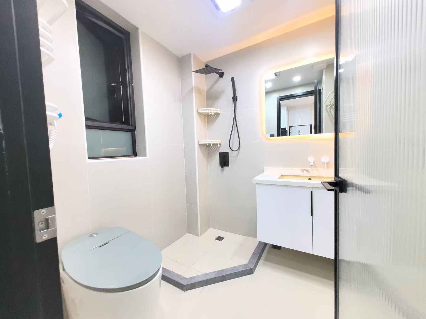 1718775784593_s2dg9ve8bgr1jr49fbtx8z