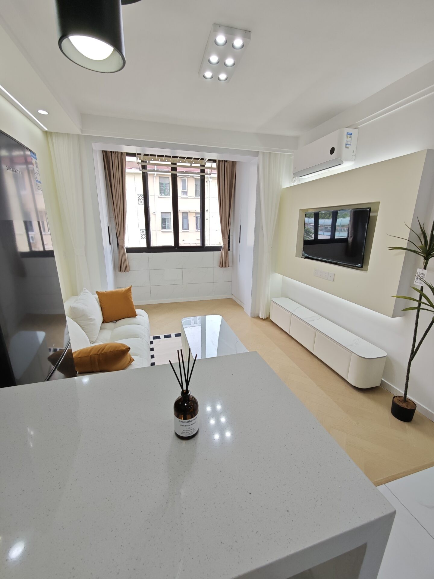 1720776369200_do6nt3opu45i8v815i1w5g