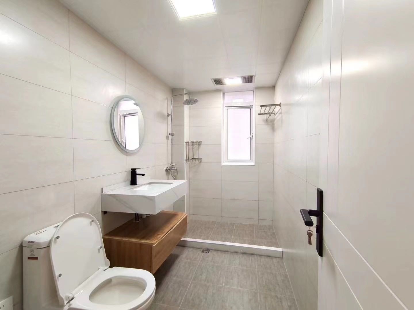 1735352109846_qpdq0ogg37lng5z6yg0vo