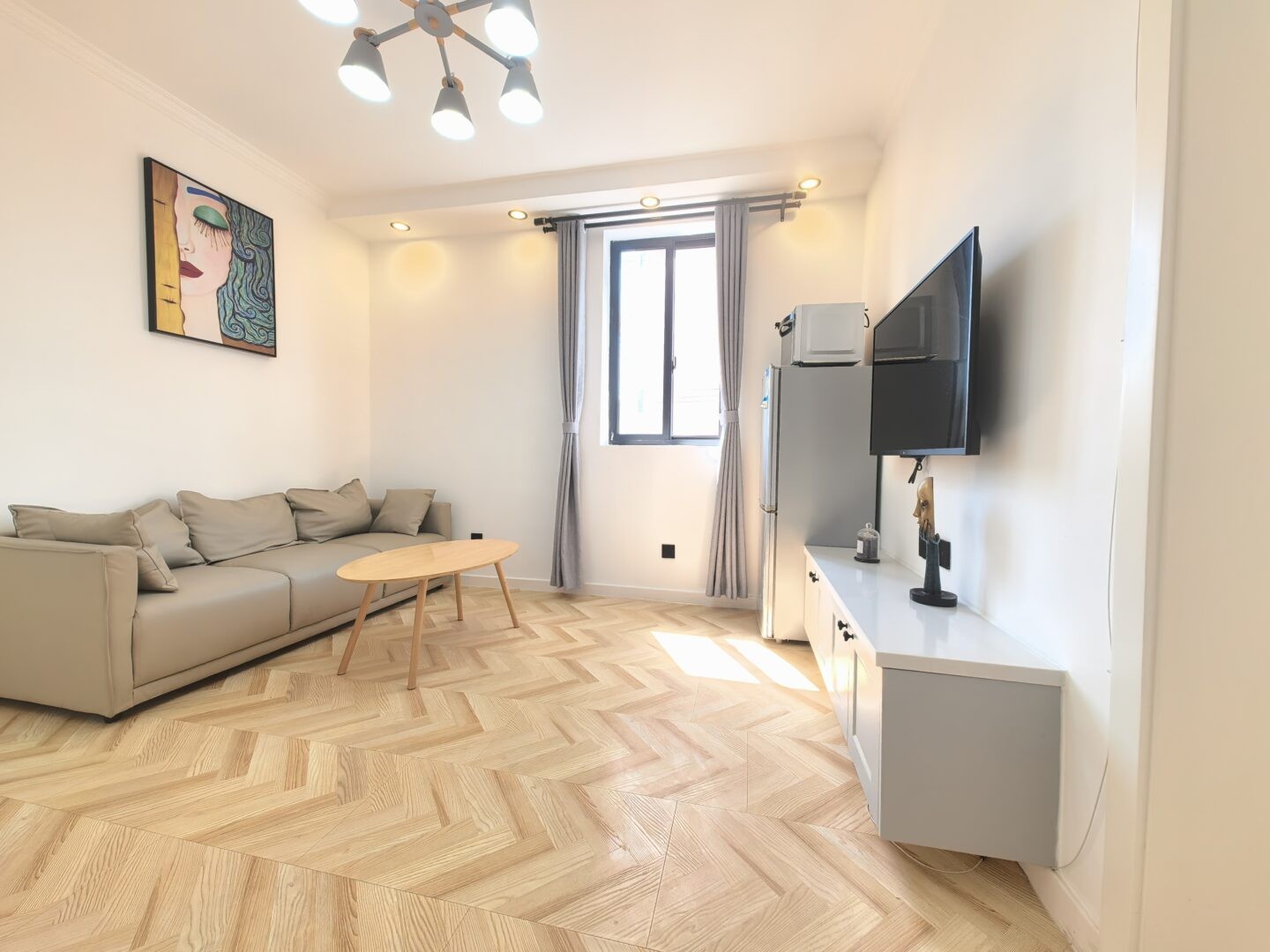 1742534177299_uccft7yffjw83zgk9ilsa-1