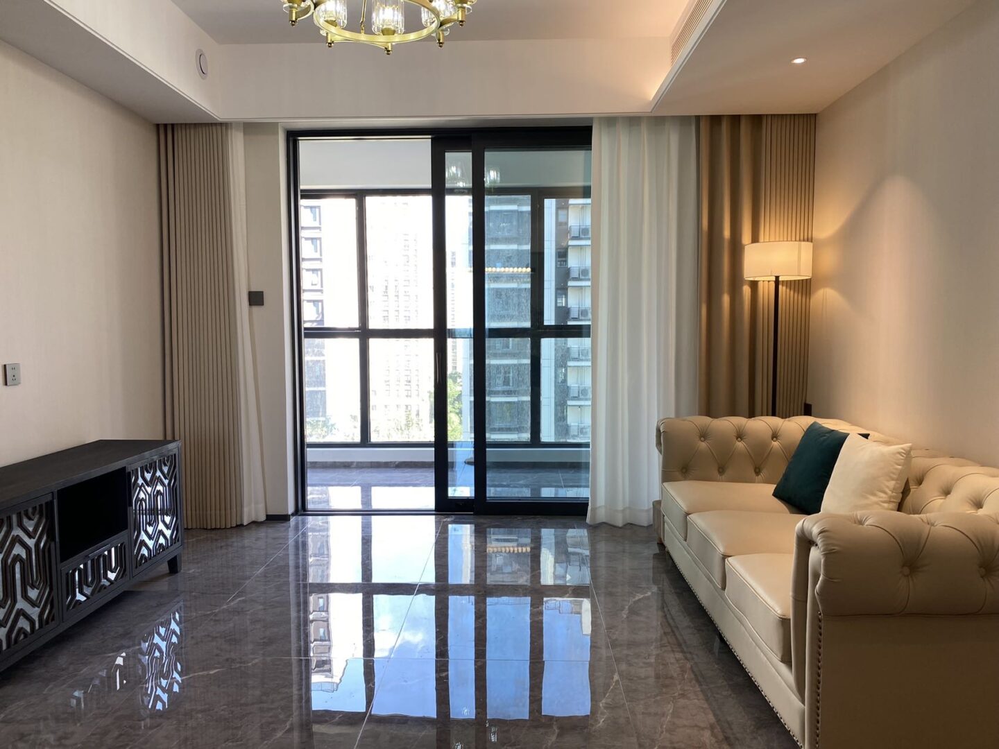 1751294003696_28qda93ihqycgy6sj7jlkl