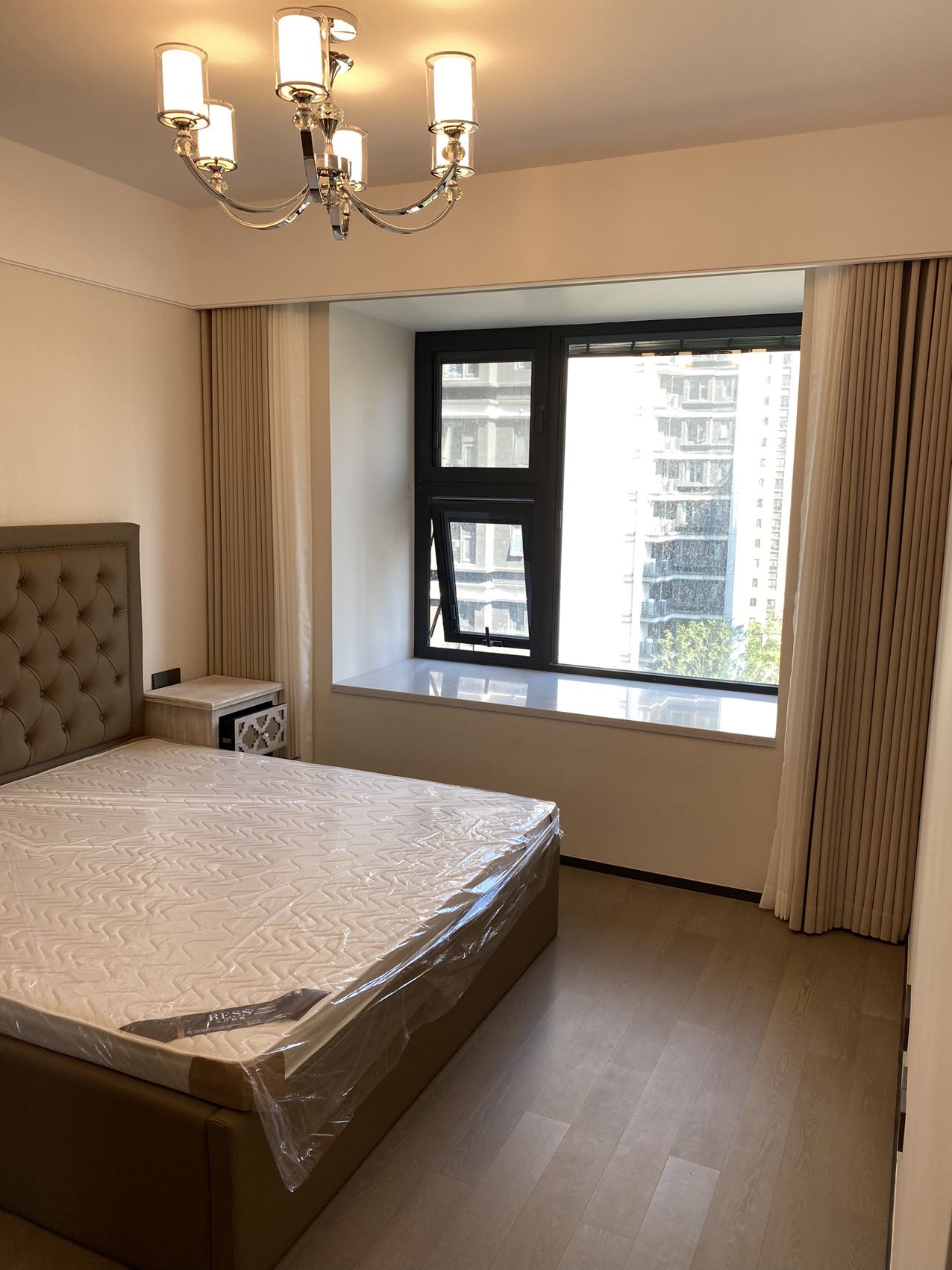 1751294003699_xnovv819u6jha2oeod1sc