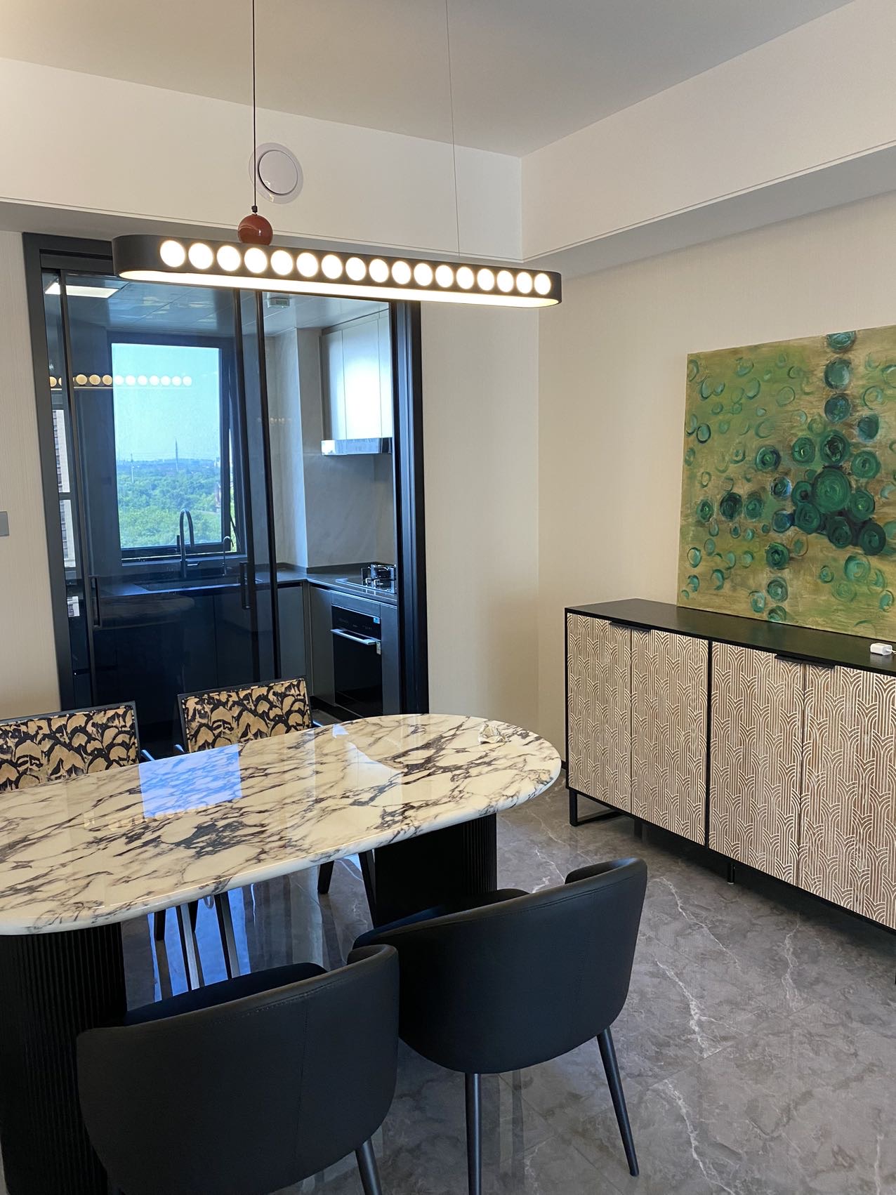 1751294115985_h9sgr9uhhjeh6mz85rtm