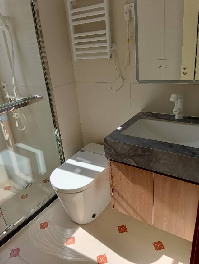 1754911862871_z180xir1jzwrpunp7fm1n