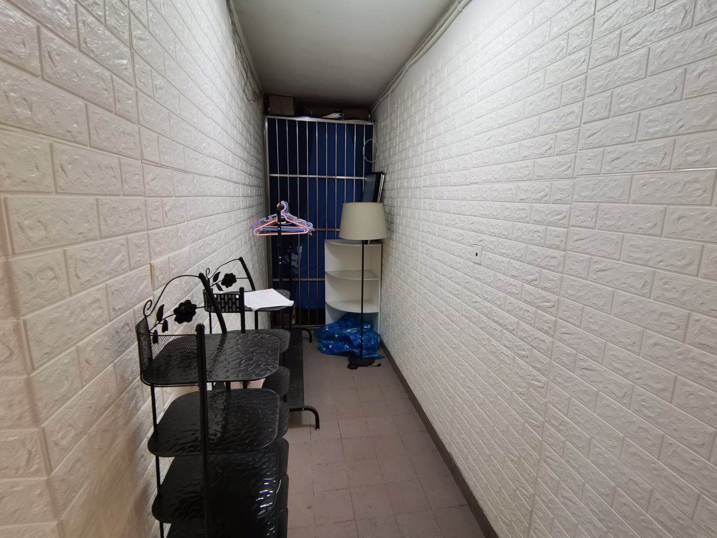 1795b43a-9f77-43e5-85ff-24a6cb37ba20