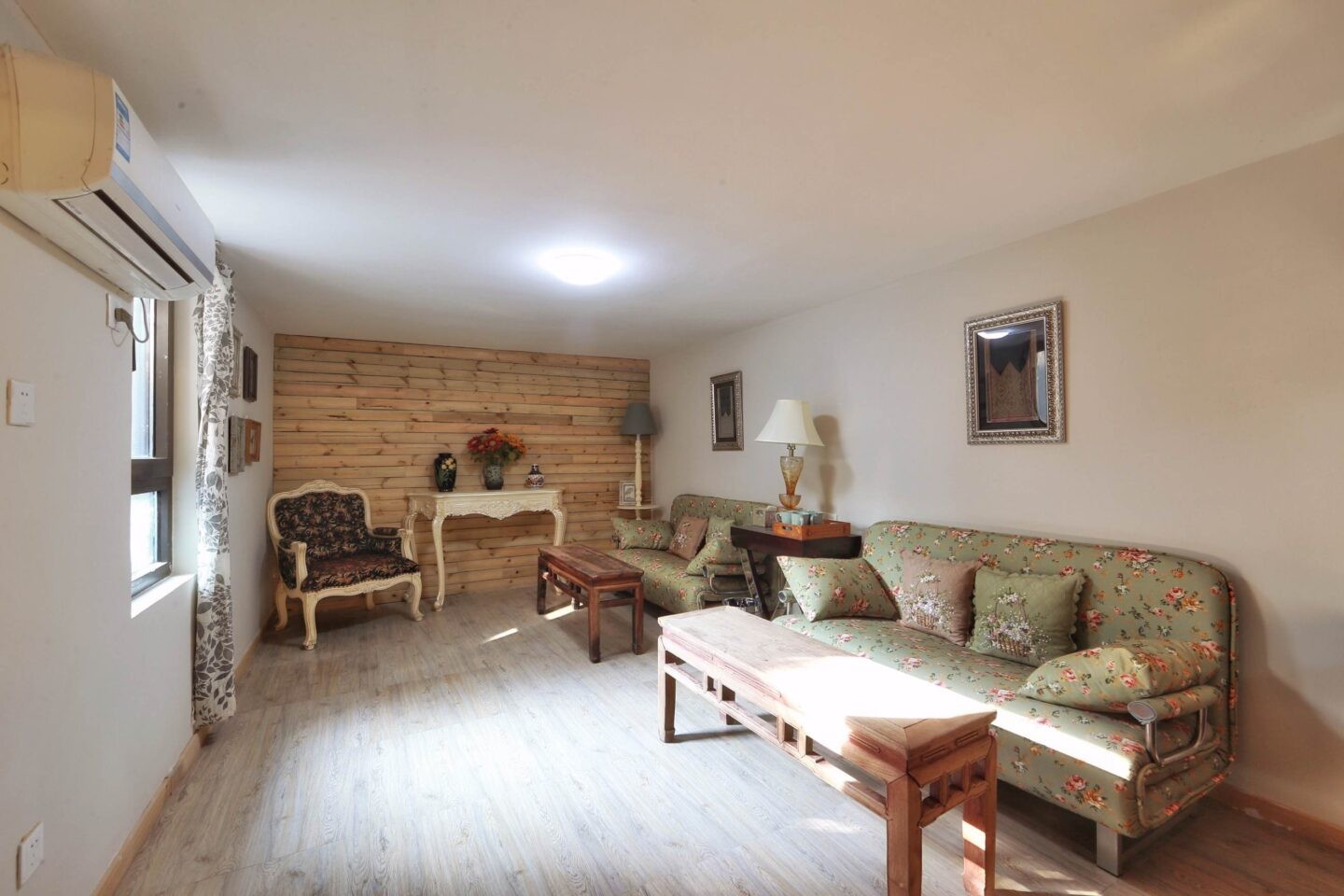 1836b0b525454f2ba8e04d1926da51e4