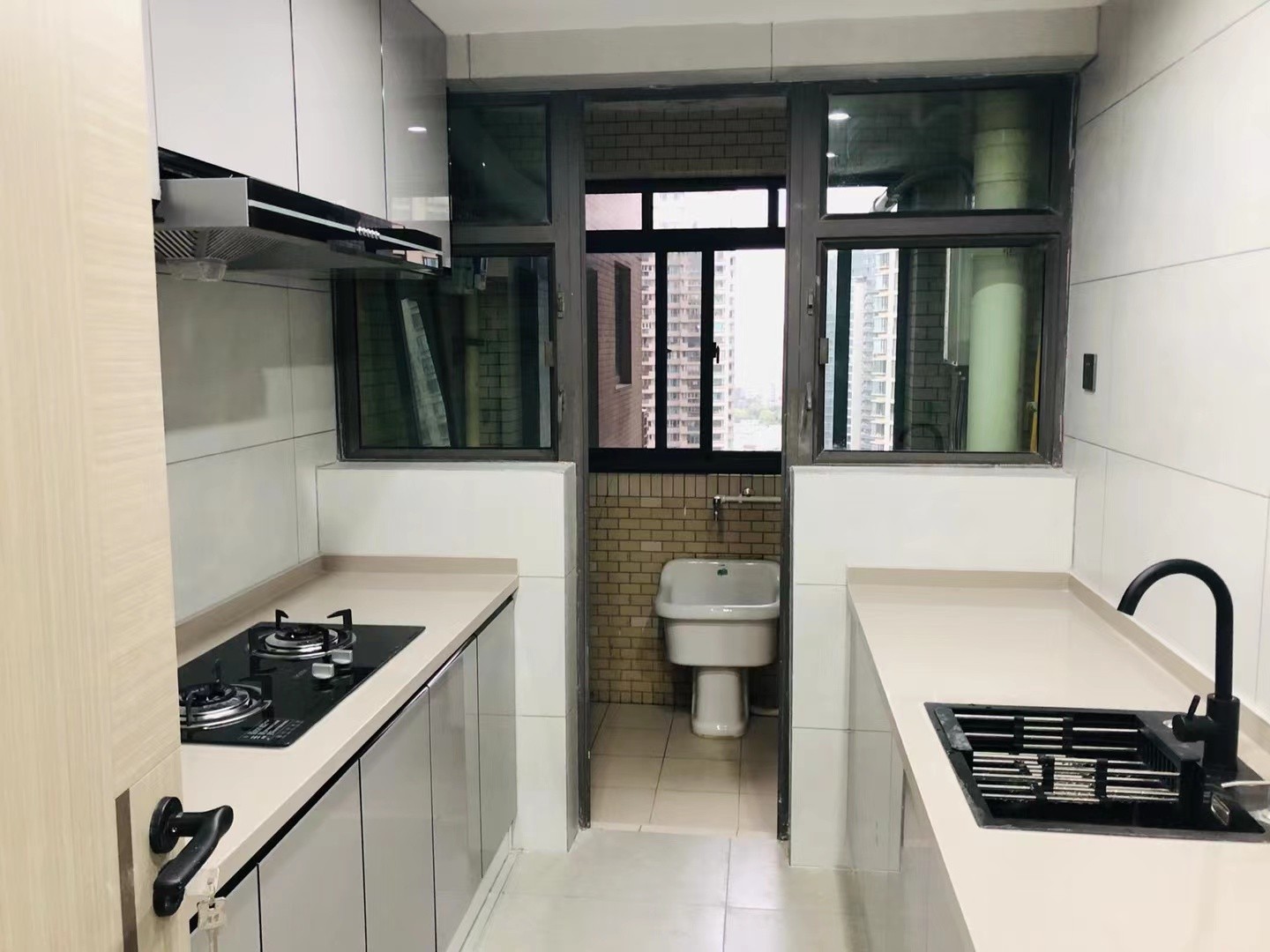 24ce39d0af07532b28587d7874ccba10