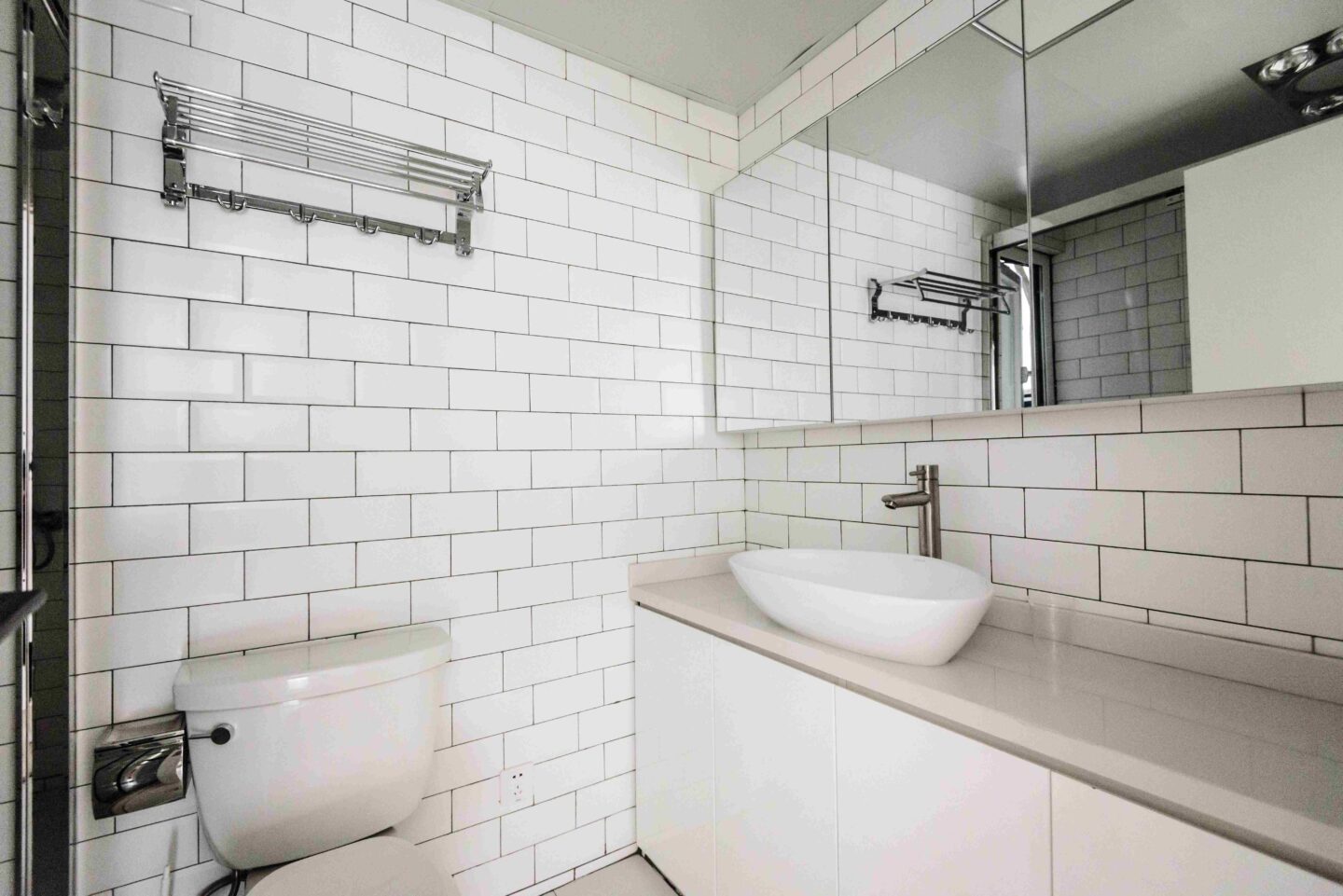 2b6511e8-c572-4c87-9e79-66b1dfc76955