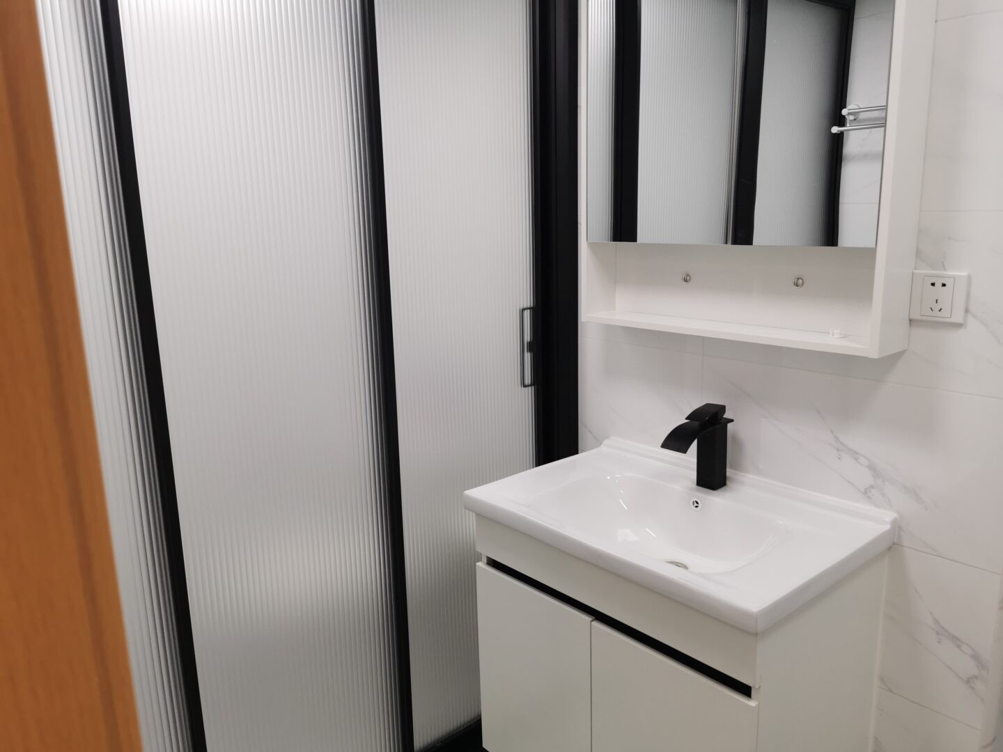 2b964b15-4bcc-483b-92ce-921f44ebbd73