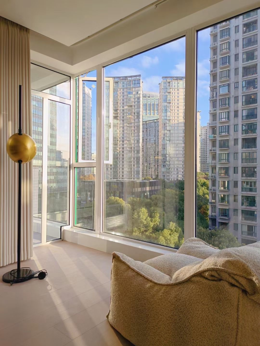 351a77e383c5fb5aa699a473f47de001