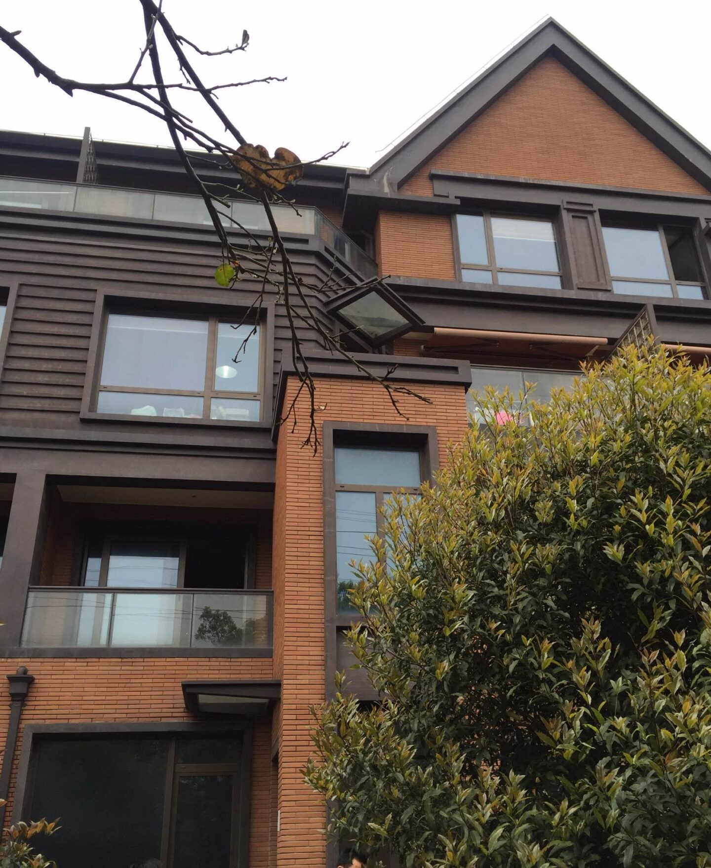 4d6e488524ea40e393aba49908d646af