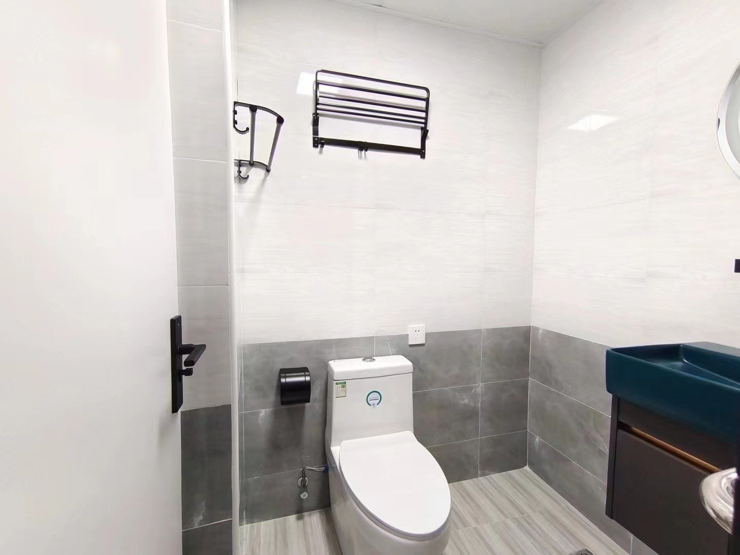 55c54b39-a1f4-41bb-ab1e-3fd582466921