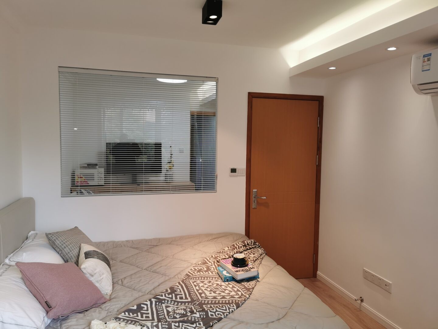 56fa7949-246a-4890-8e49-9922b1070c9c