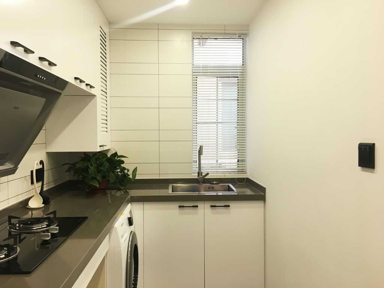 5b6d4d0c-fb5f-4d45-ae4c-940a133051d1