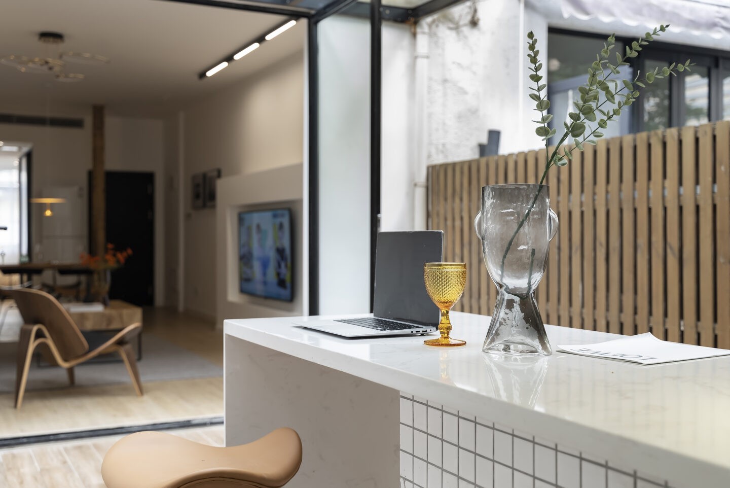 65788901-f6d2-4de5-b85a-eea04814e6e5