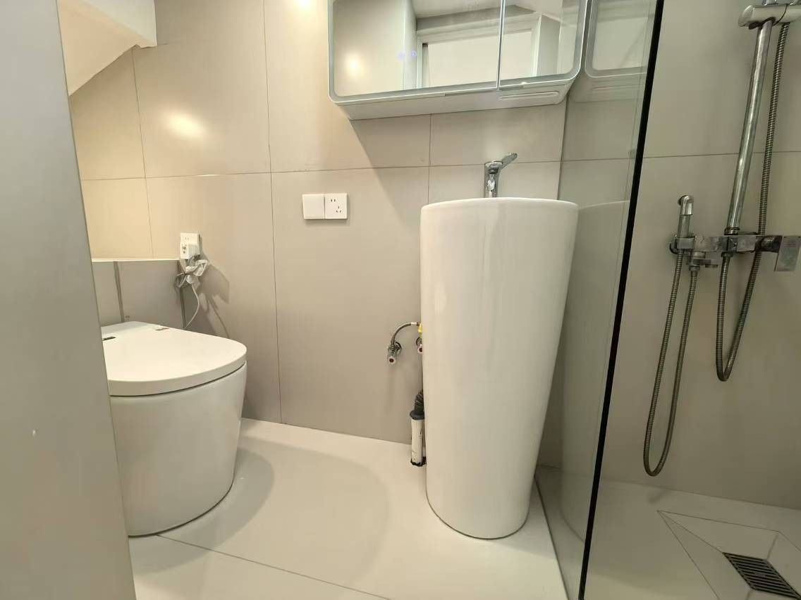 6591b319a433f332467d0a75284bf37d