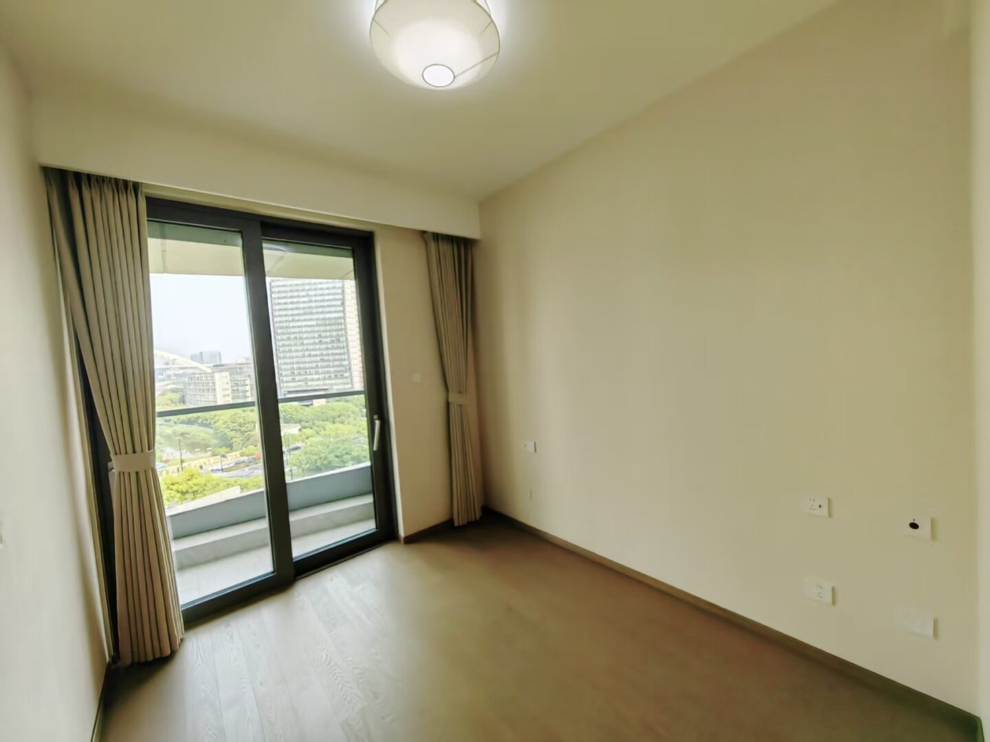 677743b61f98ed3c6963f420703b0d87