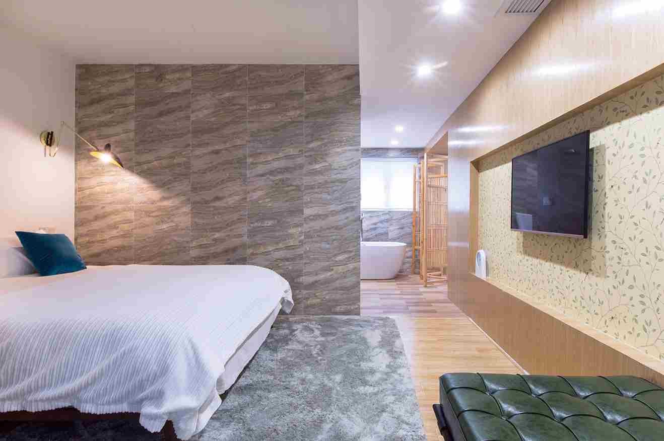 67c7343d-36c8-405f-bf21-806a650accf4