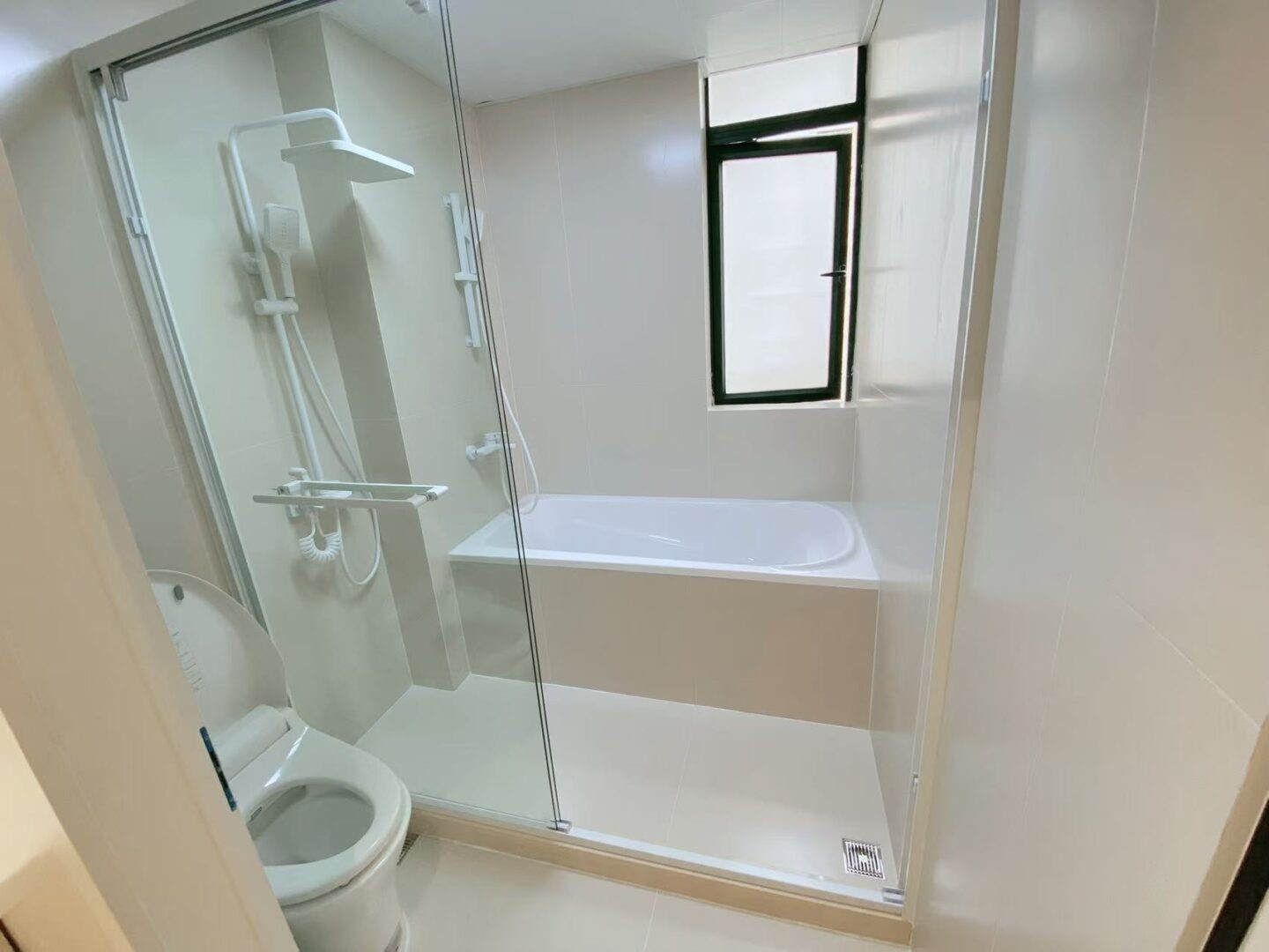 6c9a18718e3f3e4abf18f7437239d87b