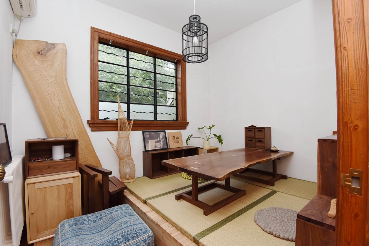 73e0fe3869604699bcc6a48f87de62f4