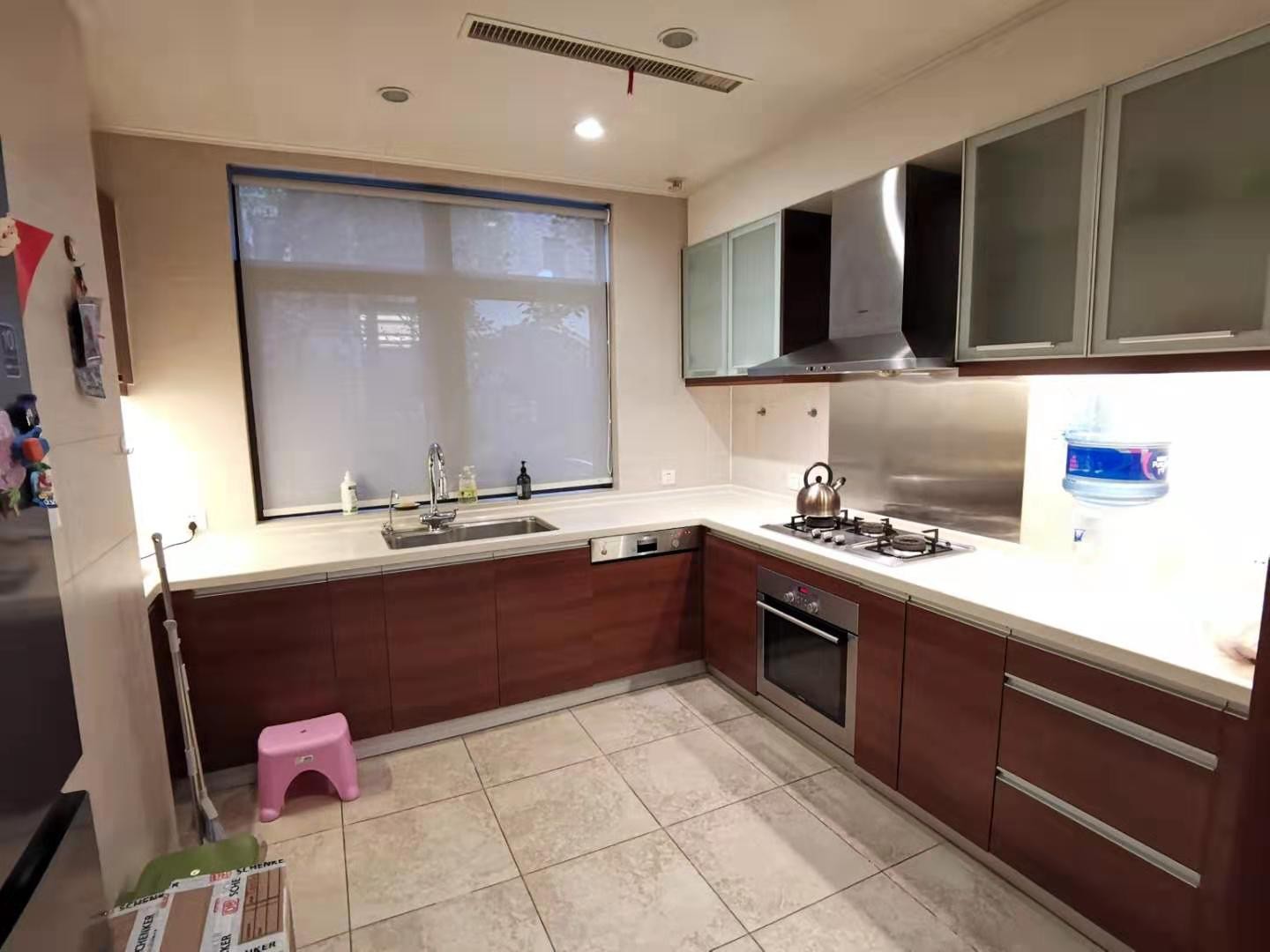 7c18df22-112b-4375-9d83-53bce2b9b3ea