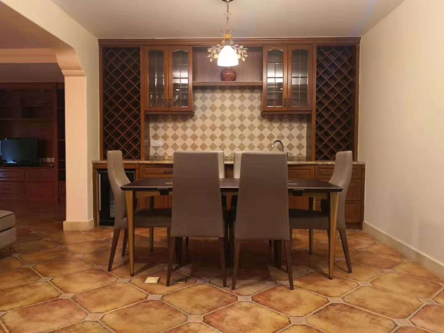 8097bf7a-973c-4b66-8c98-c3c1e8682ac8