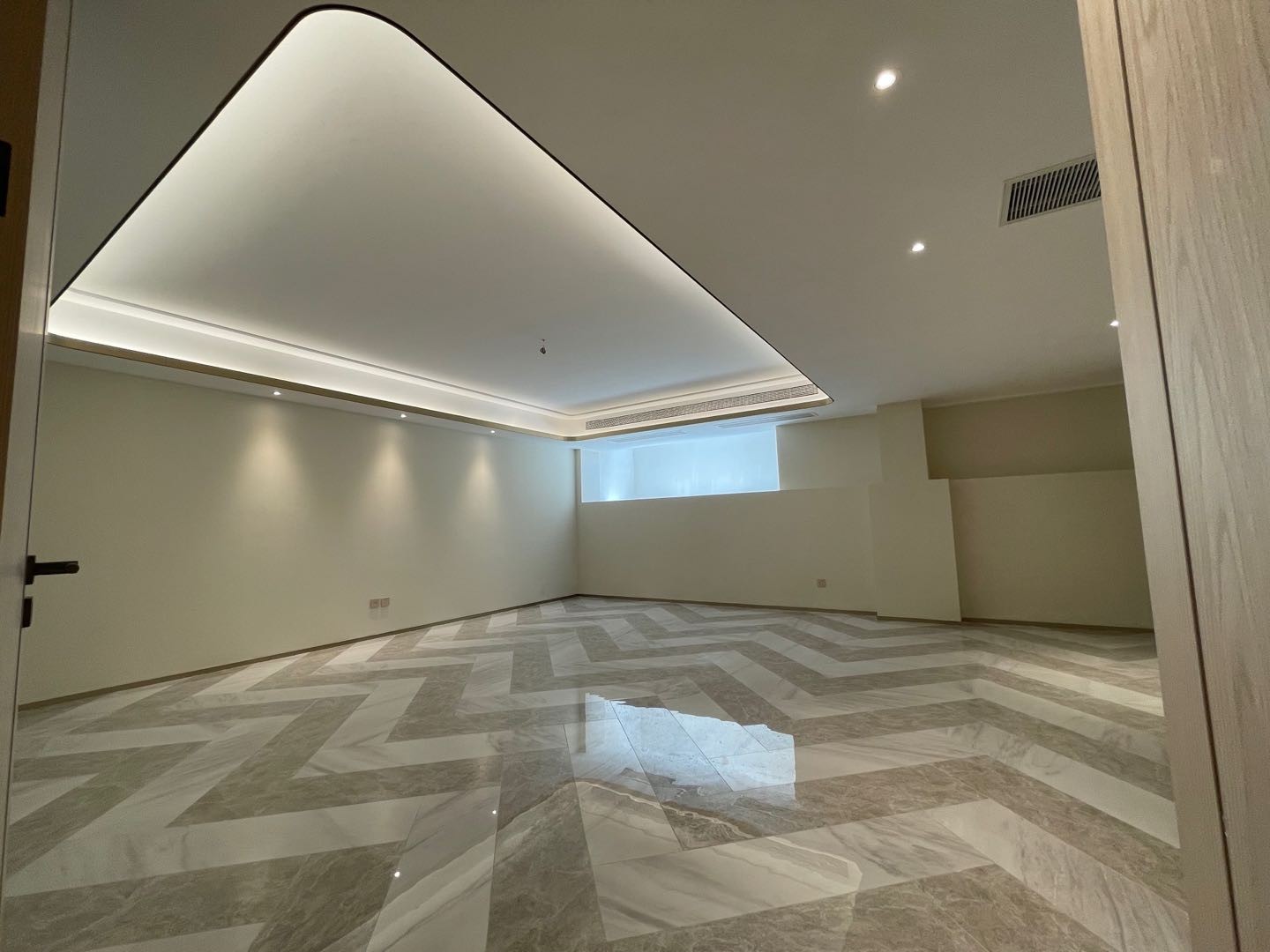 836dd06b-8b75-496b-a7d1-e70255334854