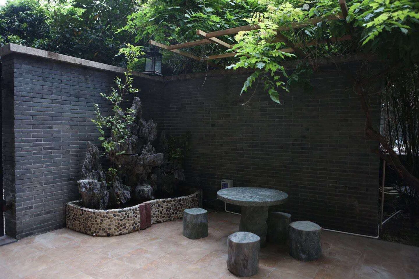 83cbdb60-cad7-4143-b26f-122866f57773