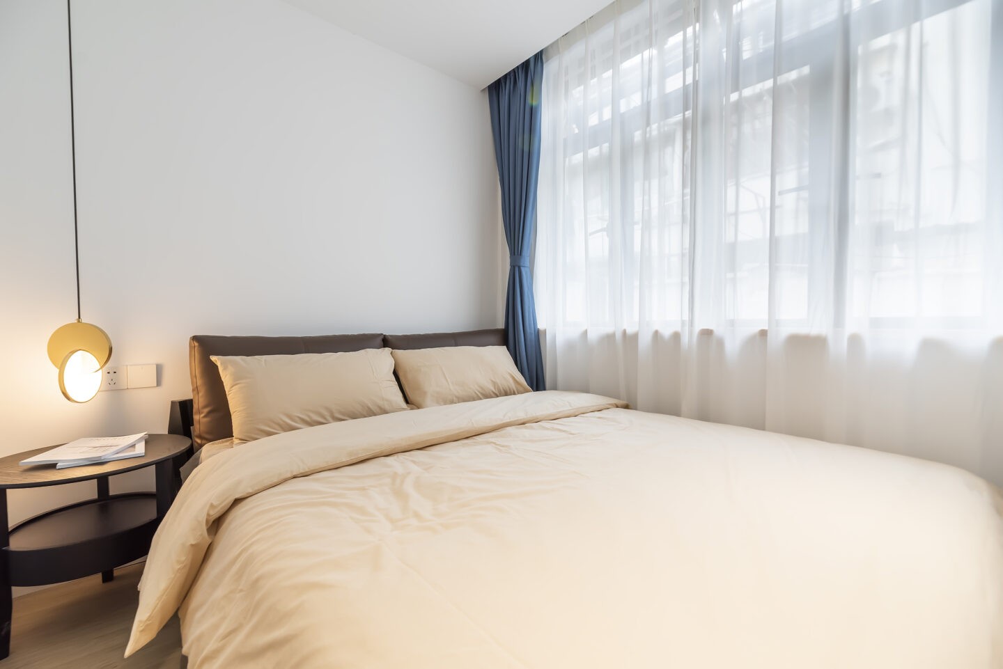 84fc8d04-a087-4aba-8bdc-243ed89e31e7