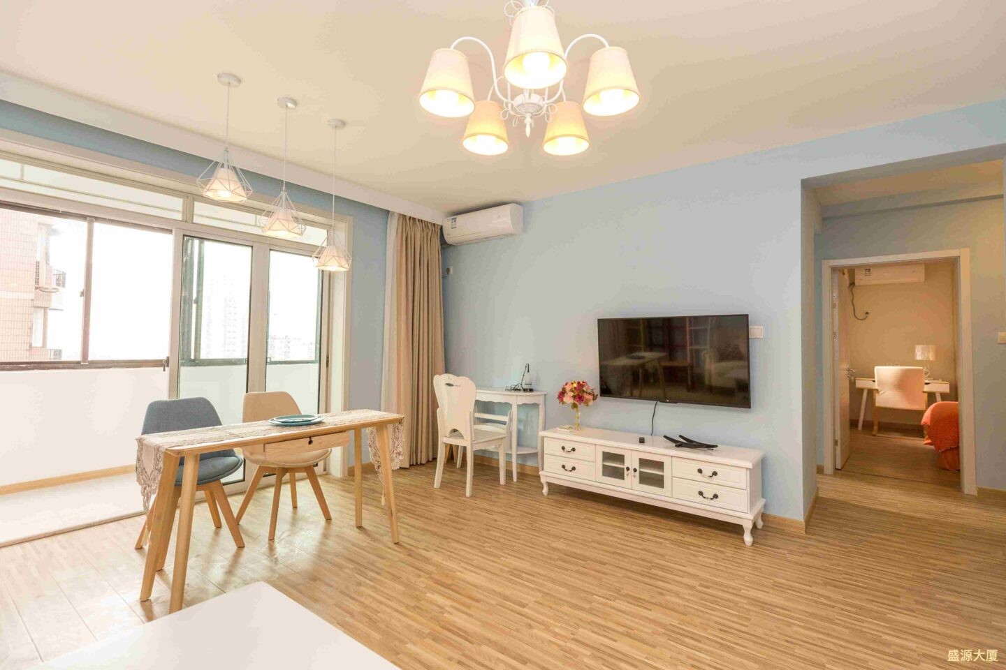 86238b5e-b9c2-4b36-a595-d626ce452362