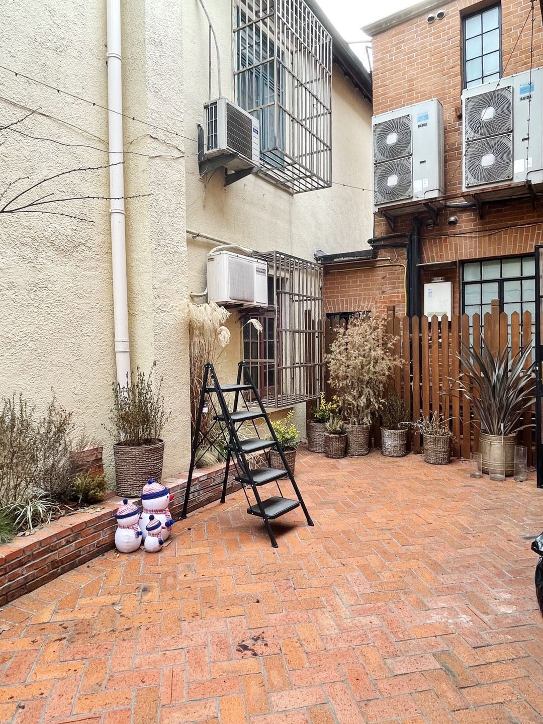 8a14eebf-d6fe-4272-9d7f-0b12f22c2481