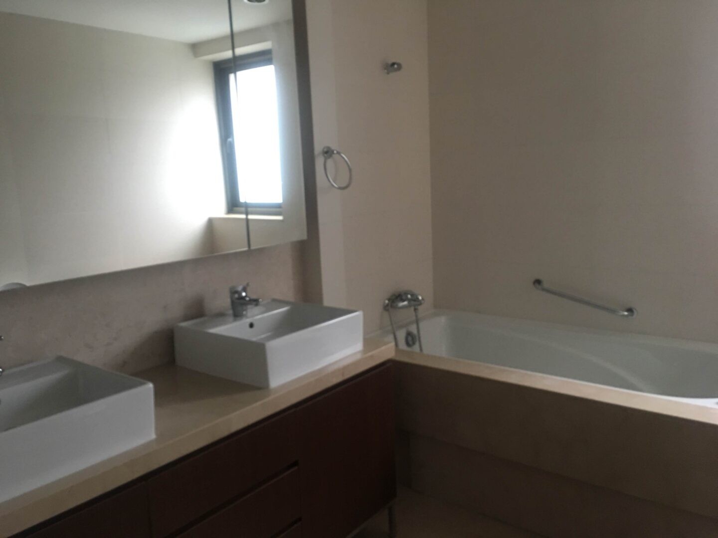 8e6f38cdea8a40968bc2c3f38a94bc65