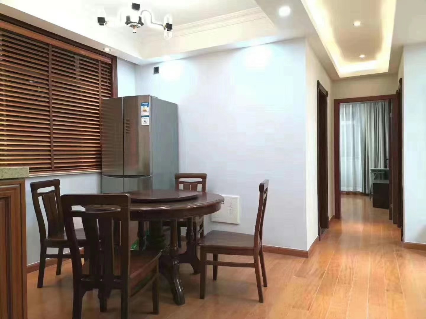 8fb73272-da6f-4c36-a496-d7297205cd6e