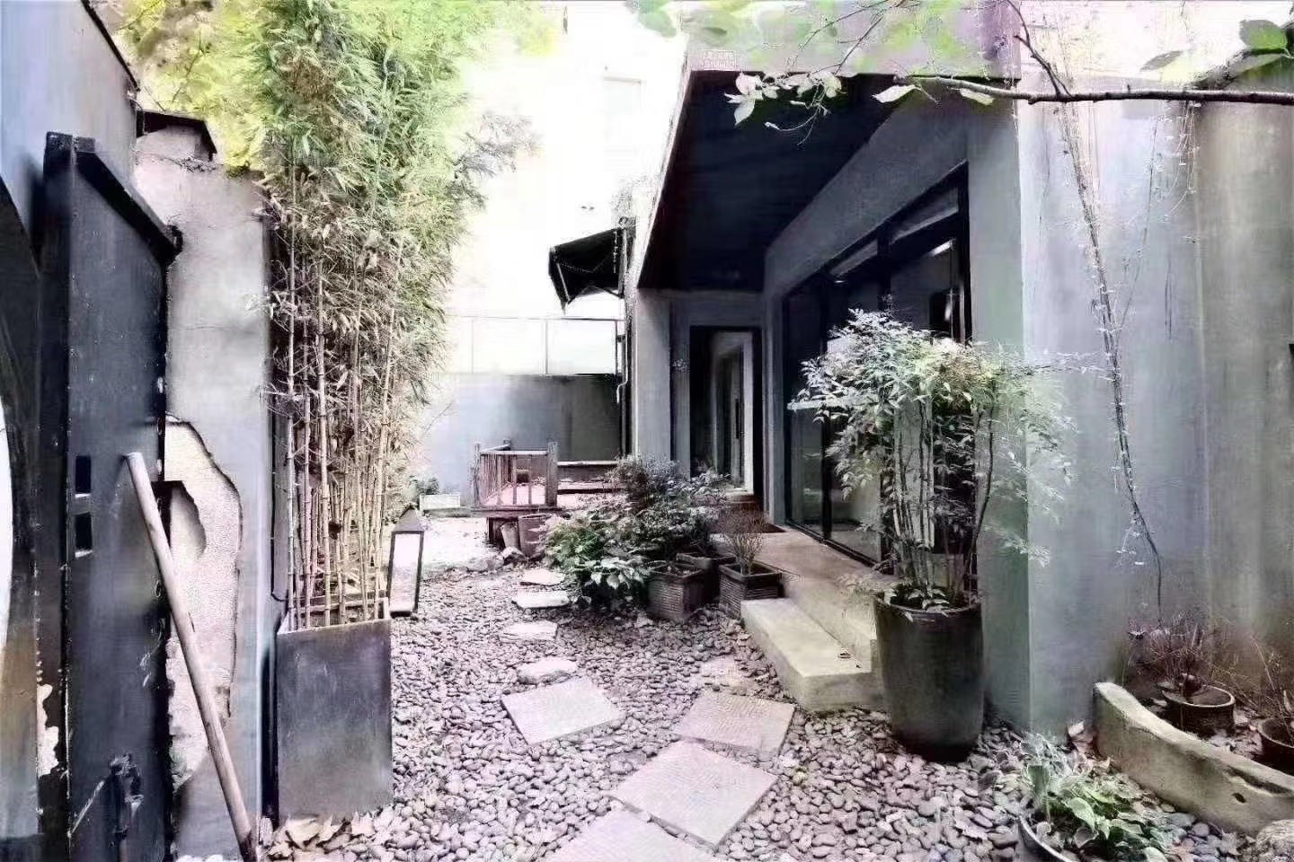 90e5dd13-586e-411f-bd7a-ebffe93374c5