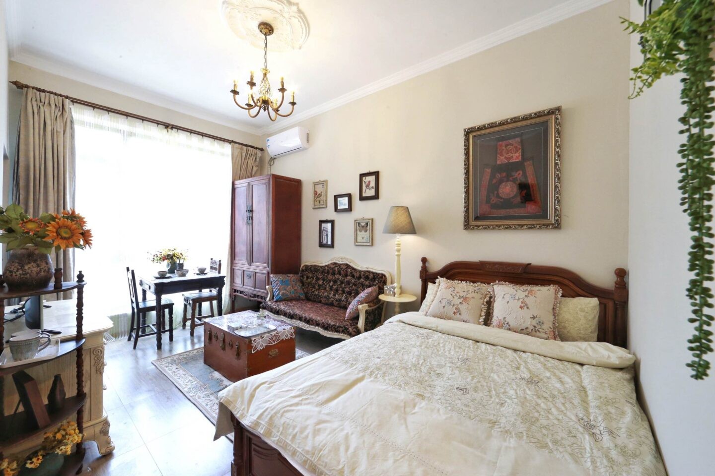 96cd3bb7e715405b8ecbd93e8d924a19