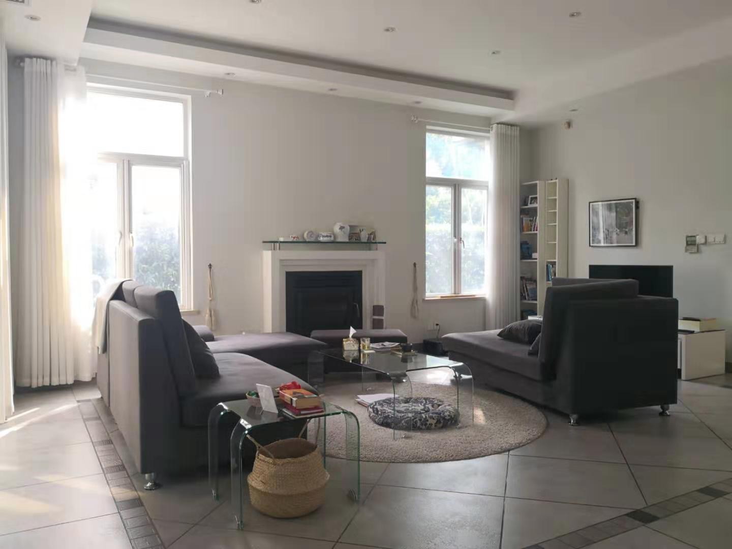 a7ea158e-5097-48c4-b7e0-efbd93070872