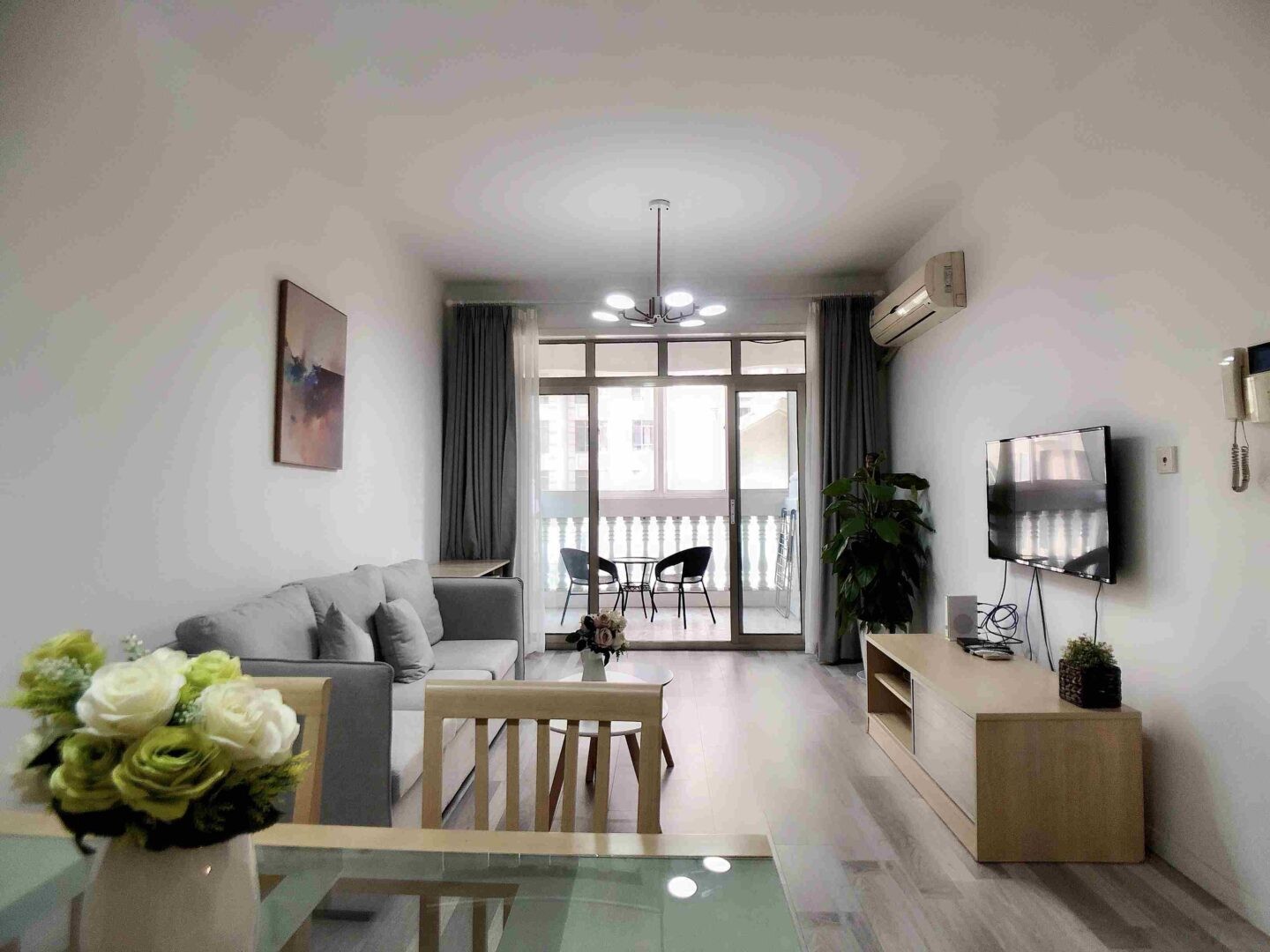 aa9cf2d2-2054-4e4f-92b3-31089c241144