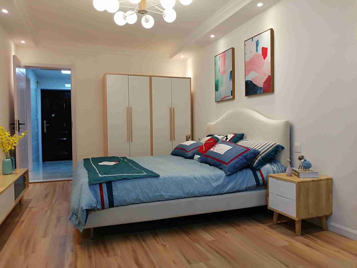 abd7e294-d17c-42eb-bd6a-57a511404c4b