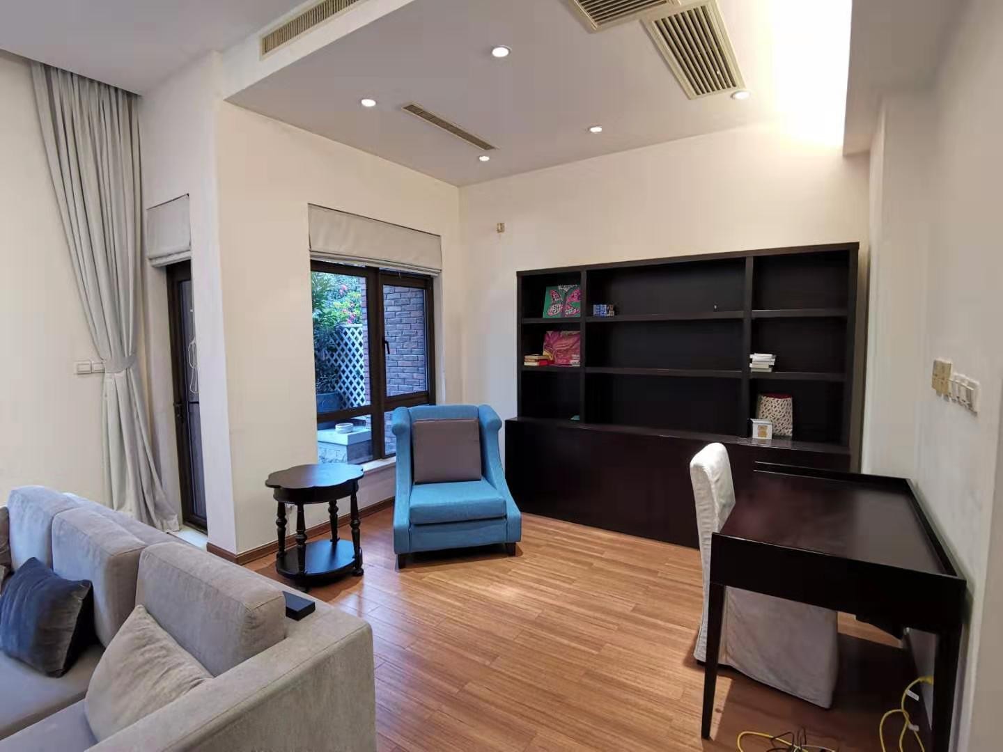 ad75fa30-68fe-4273-a850-ba9936298ca9