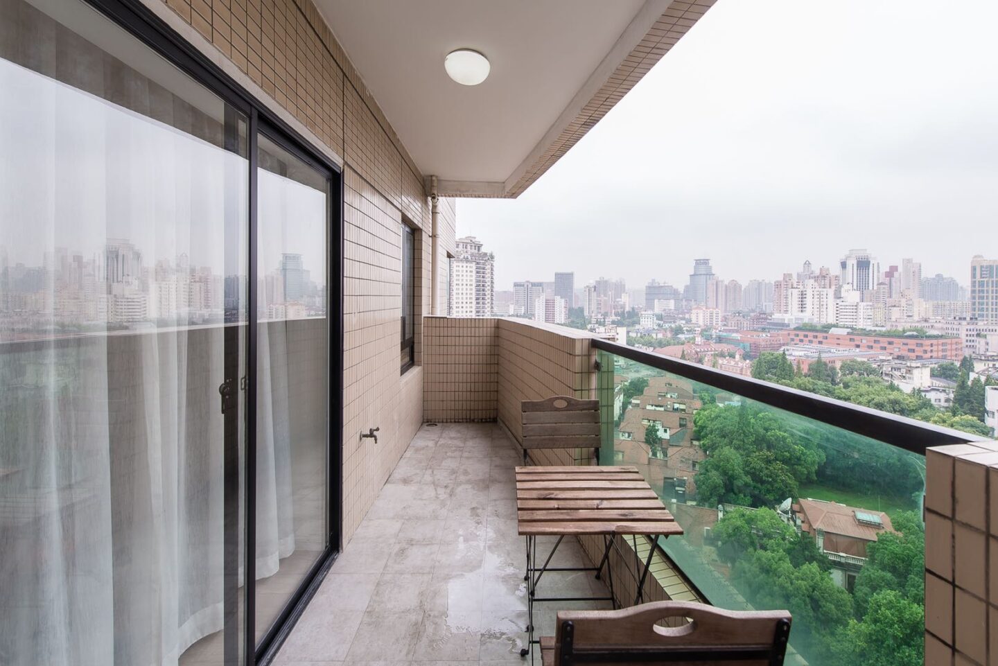 ambassy-court-19581-UdJ2Lv